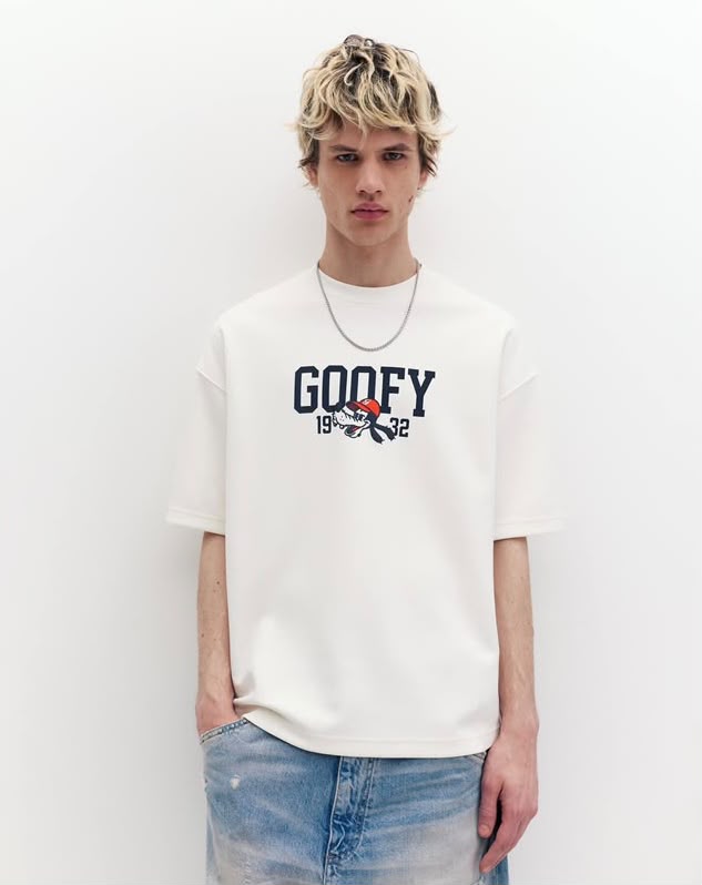 Rare Off-White "GOOFY 1932" graphic T-shirt featuring bold design and brand logo on soft cotton fabric.